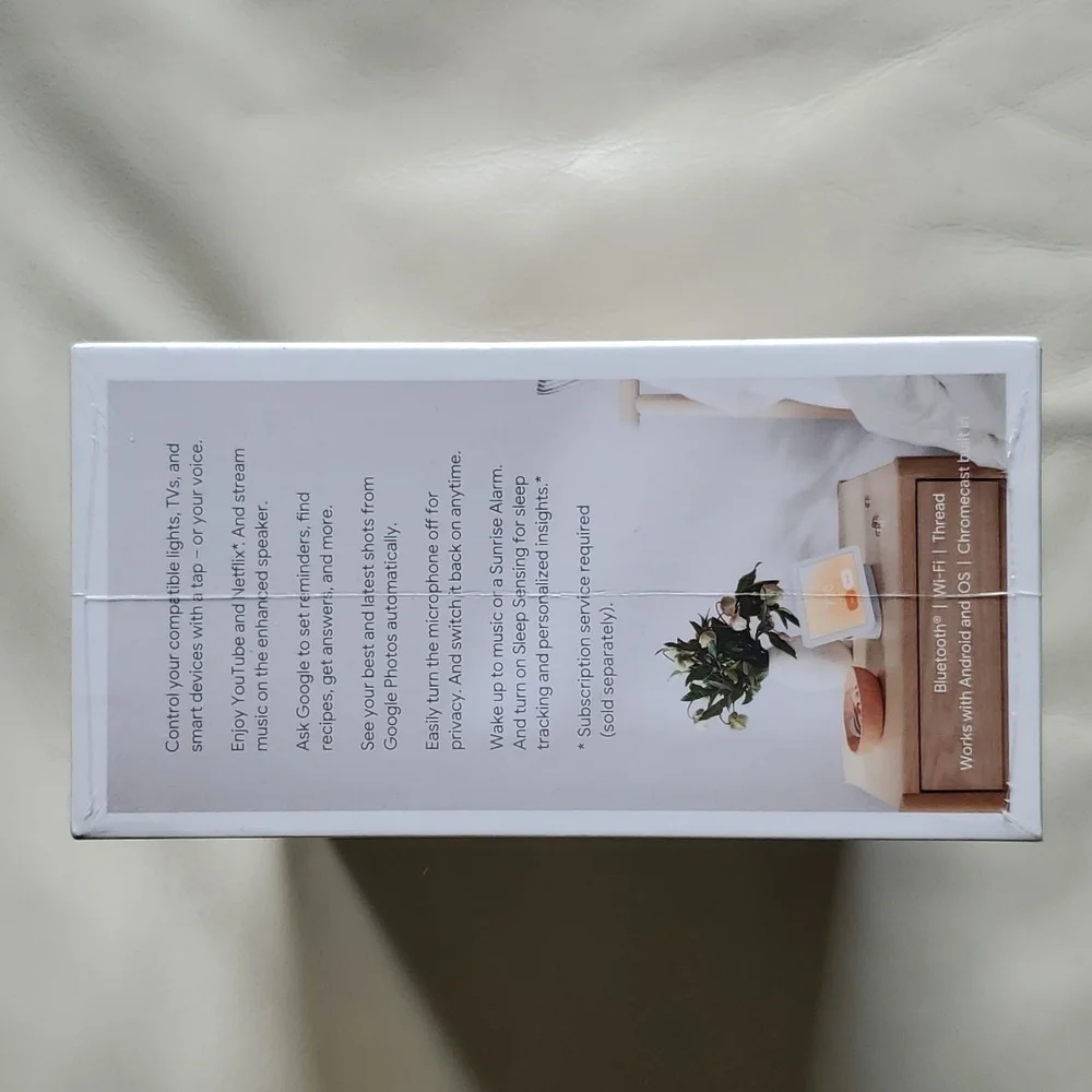 Google White Chalk Smart Nest Hub 2 with Screen